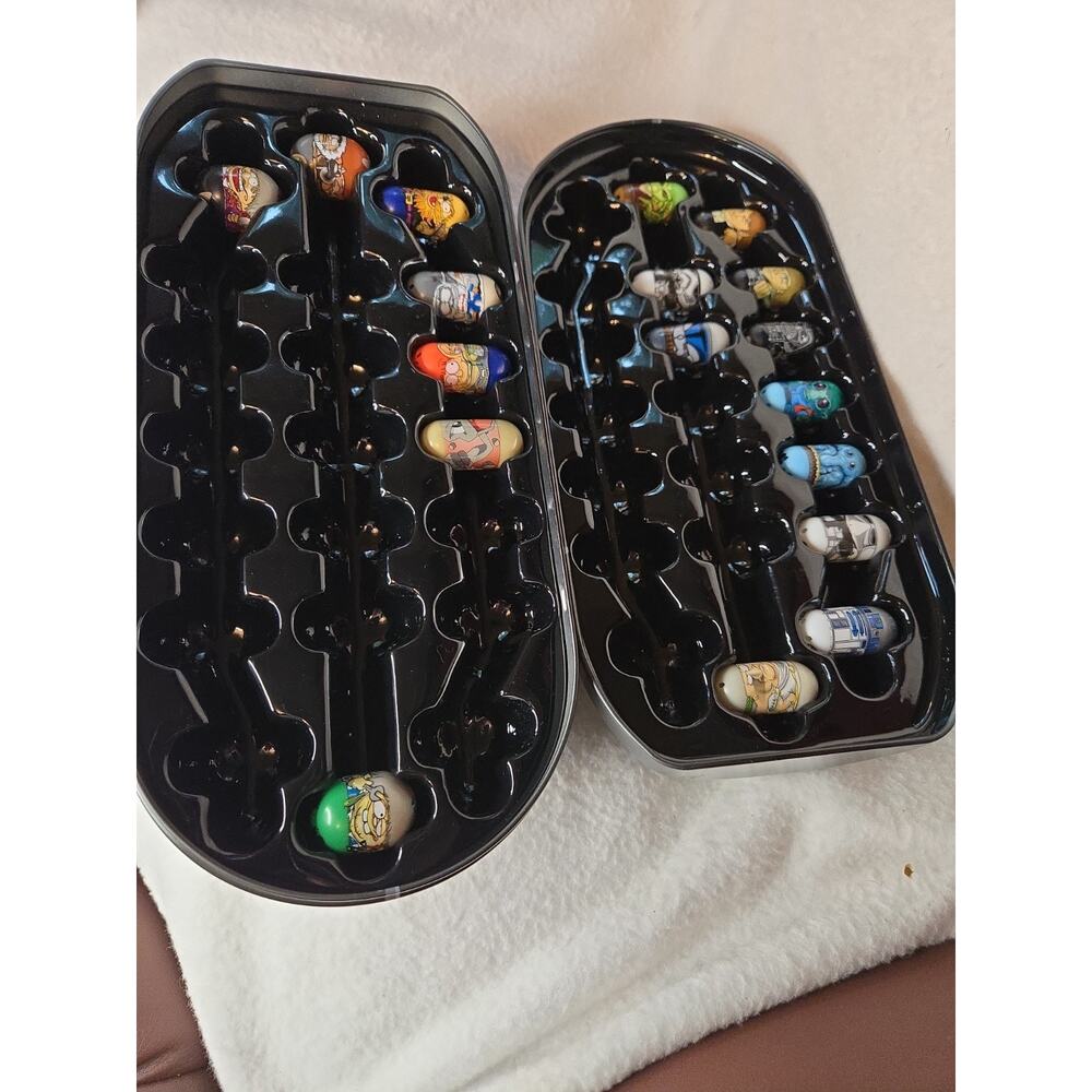 Mightly Beanz Star Wars Tin Case & 18 Figures Assorted